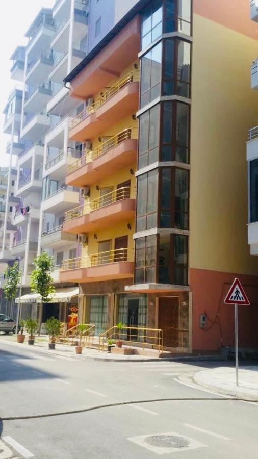 Hotel Edland Vlorë 外观 照片
