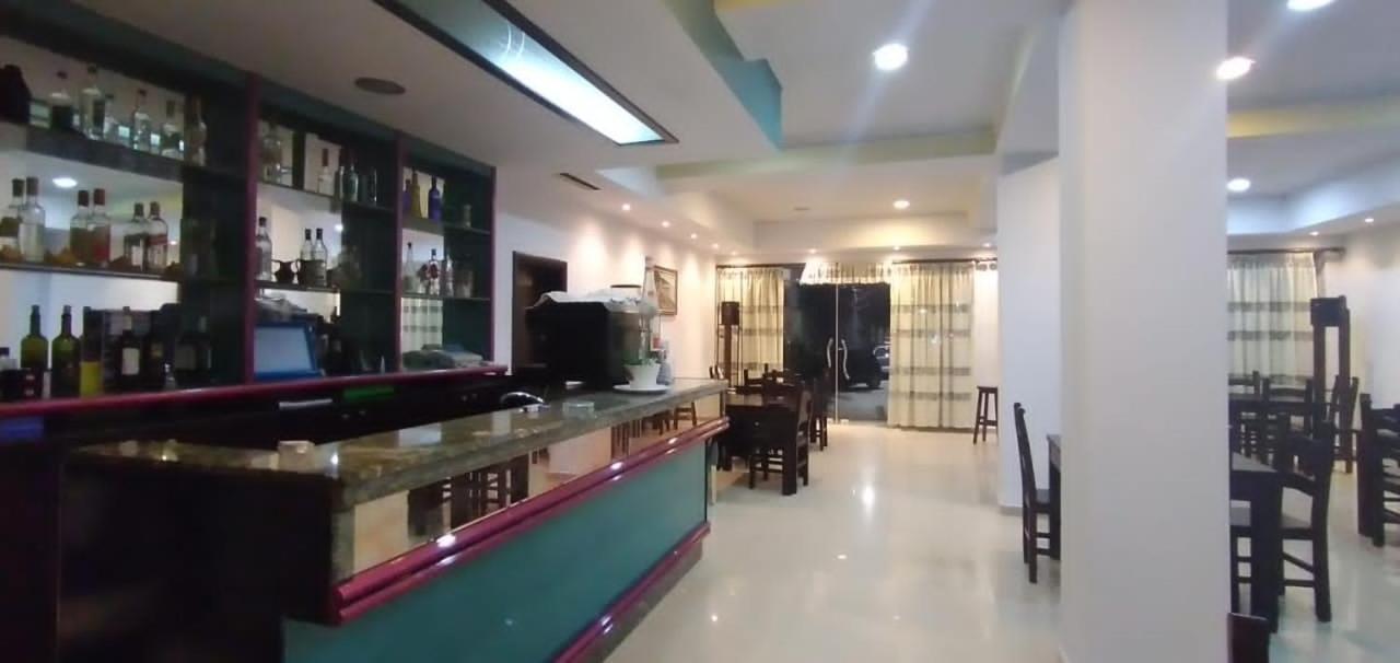 Hotel Edland Vlorë 外观 照片