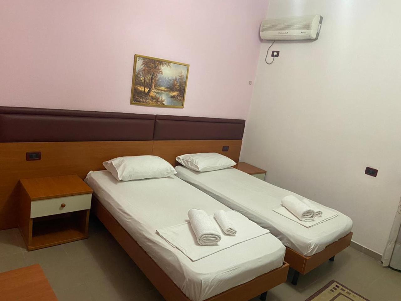 Hotel Edland Vlorë 外观 照片