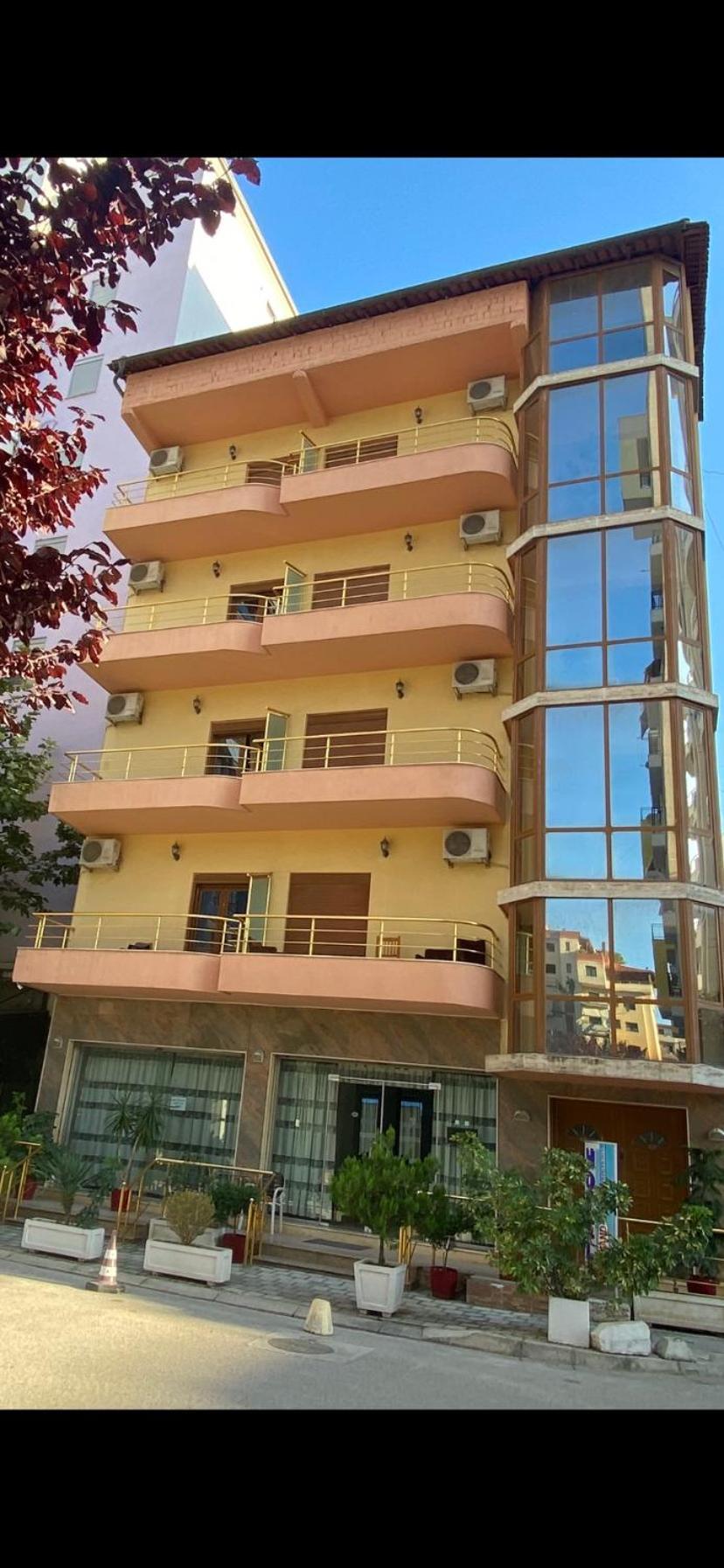Hotel Edland Vlorë 外观 照片