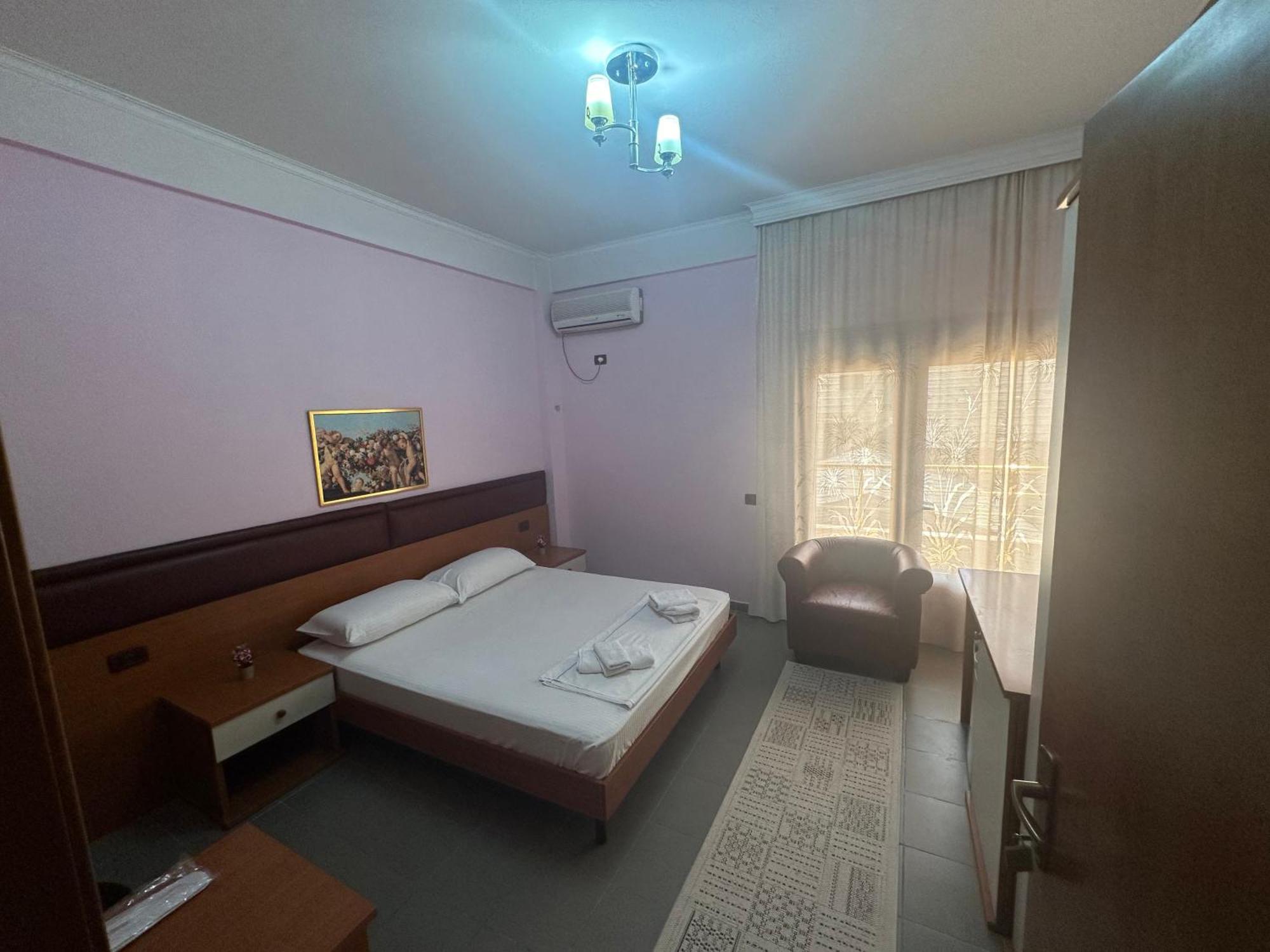 Hotel Edland Vlorë 外观 照片